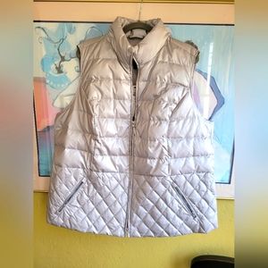 Talbots Womens Quilted Down Puffer  Vest Size 3X silver